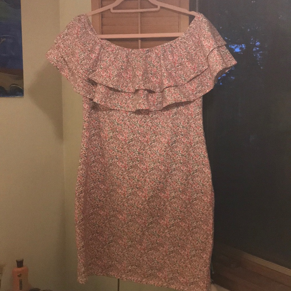 H&M Off Shoulder Dress; Size Large